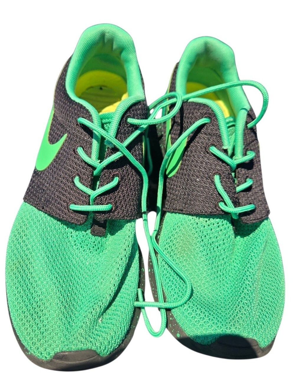 Nike Womens Green and Black Mesh Athletic Sneakers Size 7
